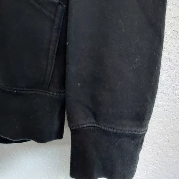 🔴3/$20 Popular Demand Black Pullover Hoodie Size Medium - Picture 5 of 8